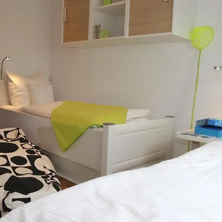 Winterstraße 17 10 *